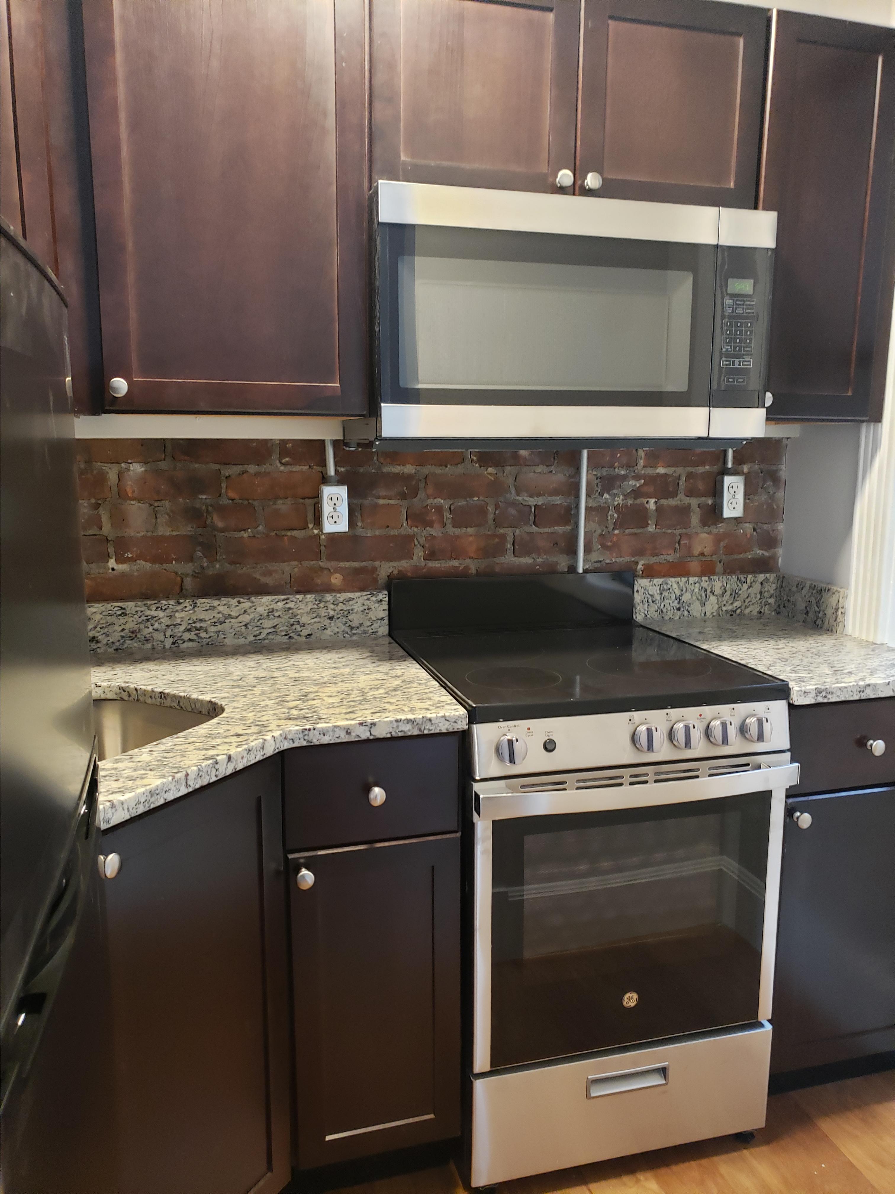 63 Burbank St, Fenway