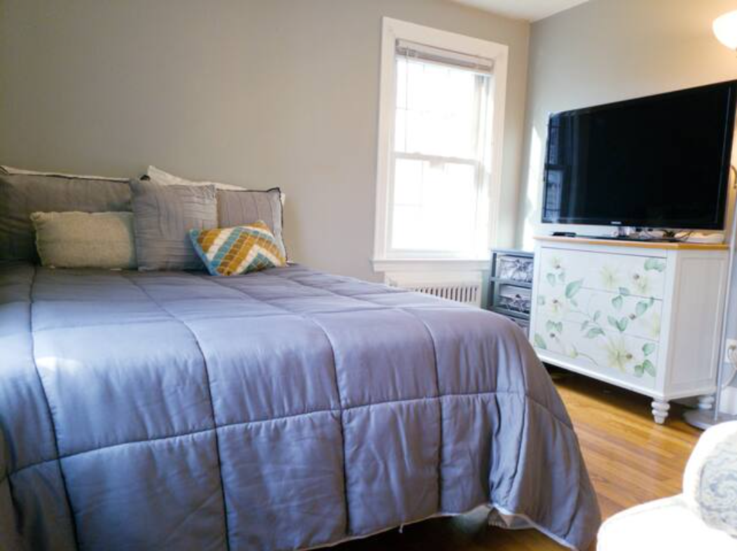 1 Lindberg Ave, Randolph