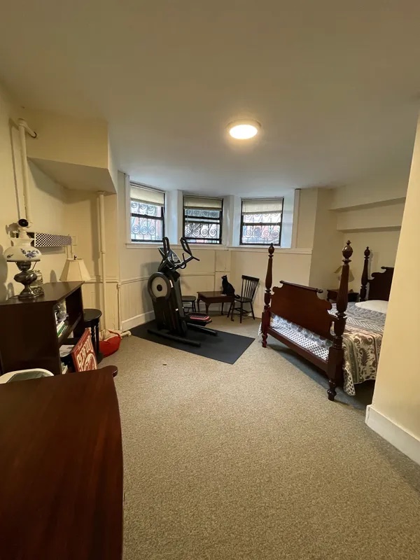 467 Beacon St, Back Bay