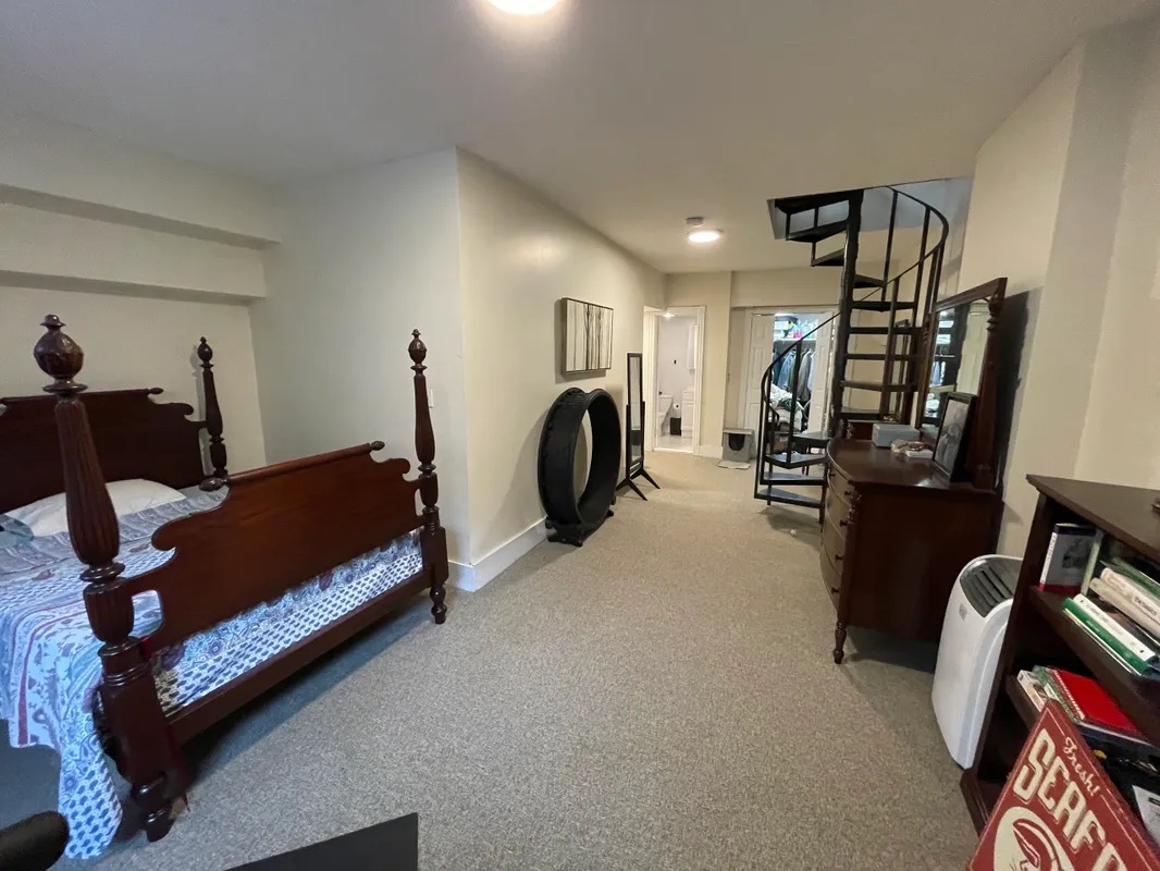 467 Beacon St, Back Bay