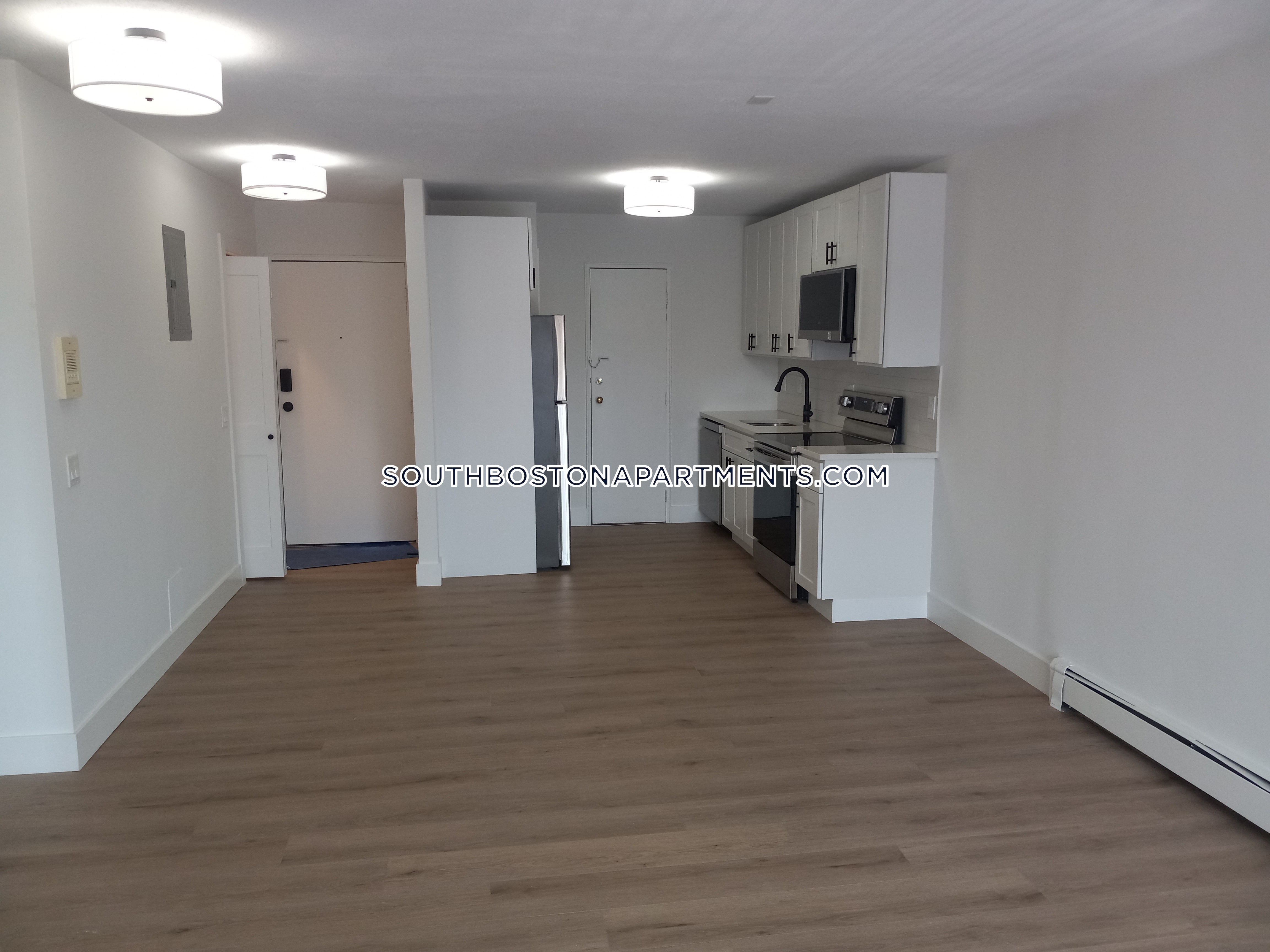 741 6th St, South Boston