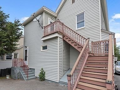 14 Staples Ave, Everett