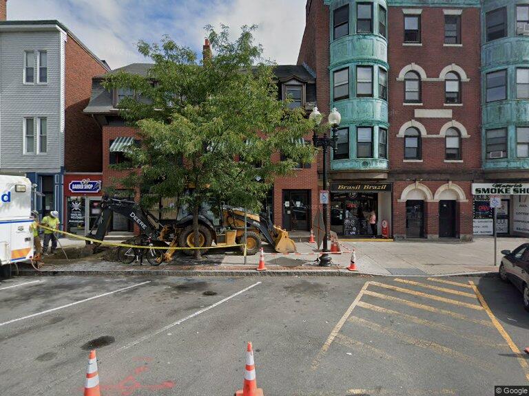 33 Maverick Sq, East Boston