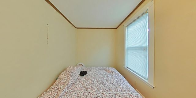 23 Indiana Ter, Newton Upper Falls