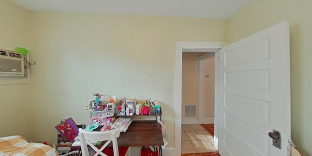 23 Indiana Ter, Newton Upper Falls