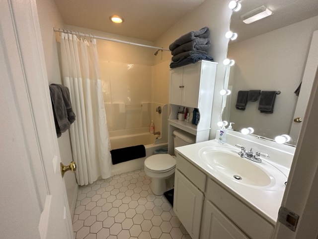 61 Charter St, North End