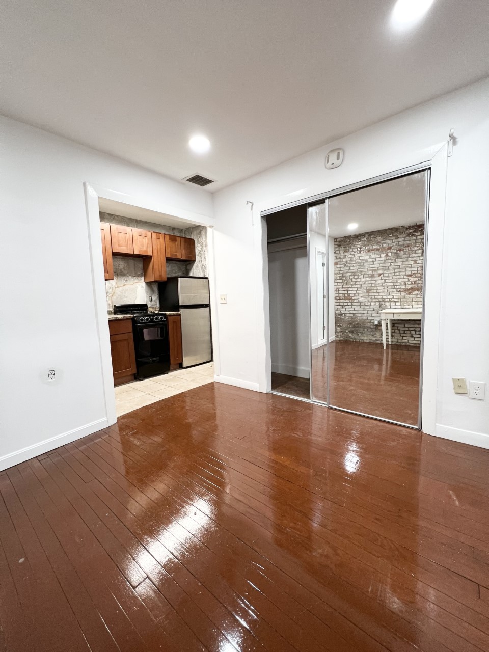 50 Hereford St, Back Bay