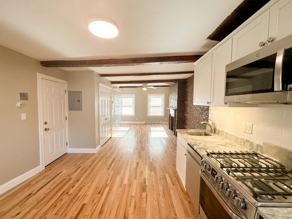 6 Moon St, North End