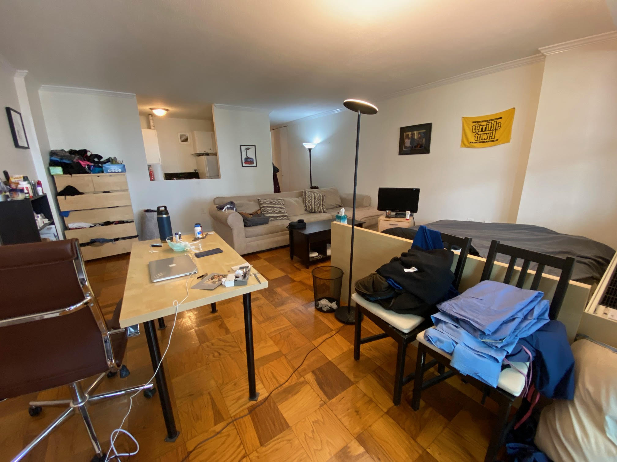 2 Hawthorne Pl, West End