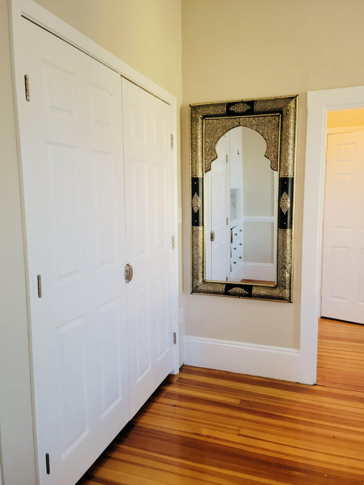 73 Main St, Charlestown