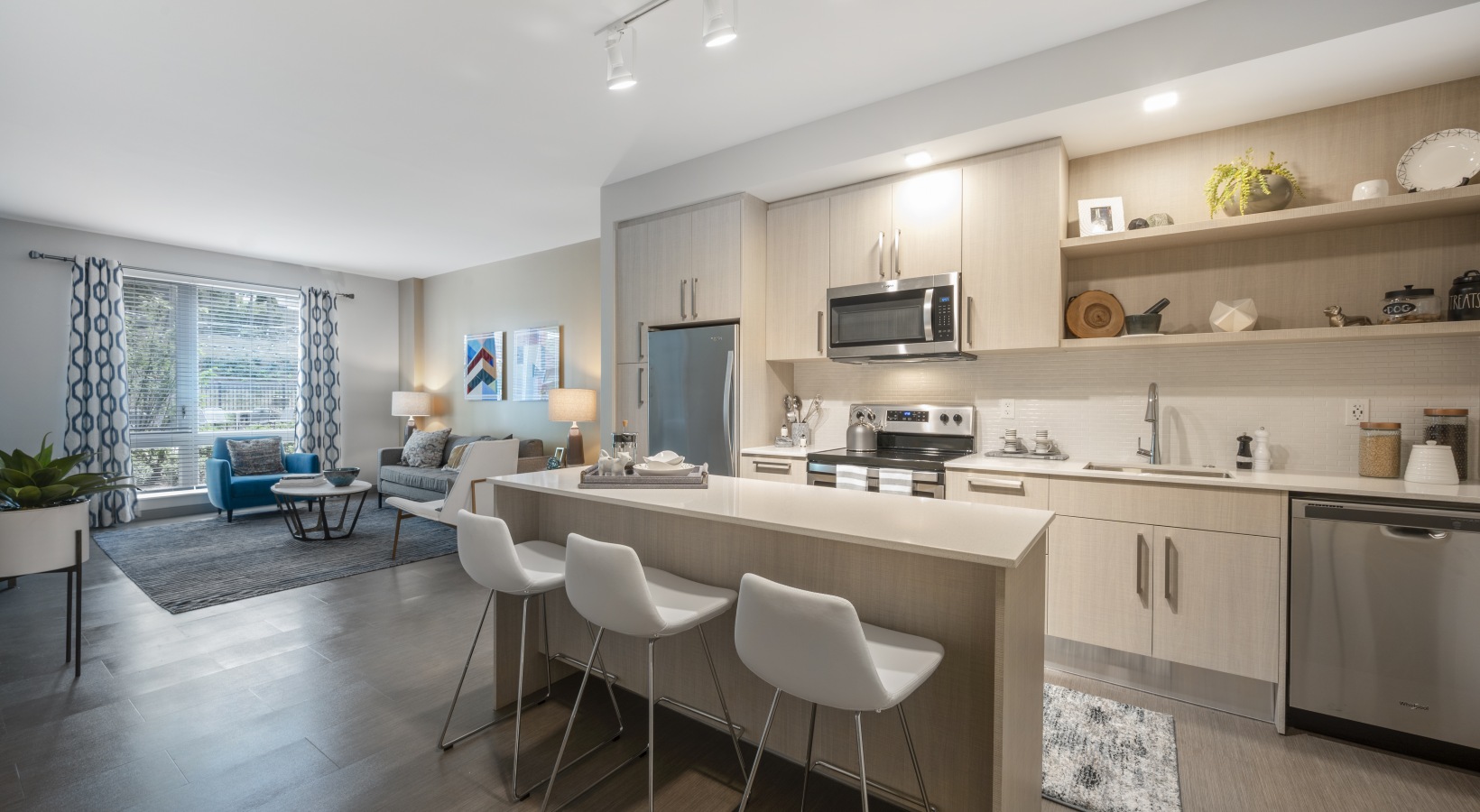 3686 Washington St, Jamaica Plain