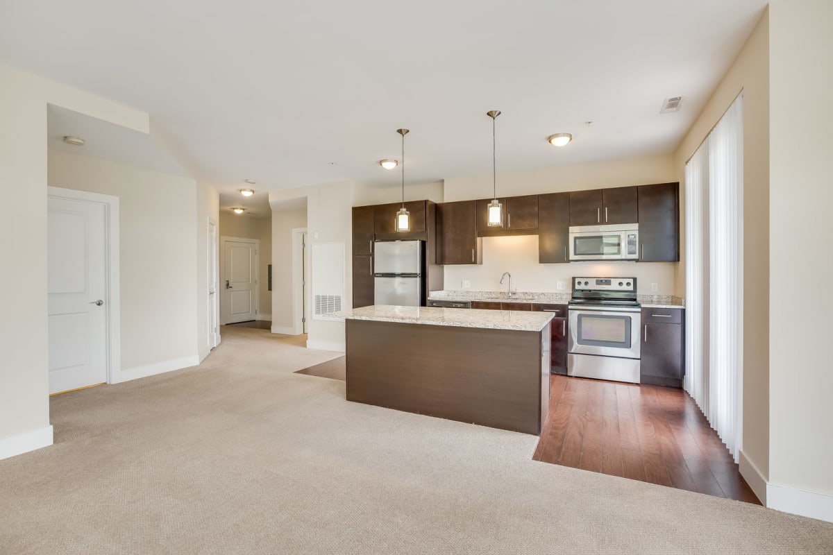 223 Cambridge Turnpike, North Cambridge