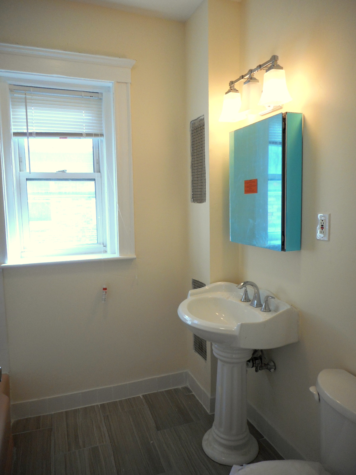 264 Aspinwall Ave, Riverway Island