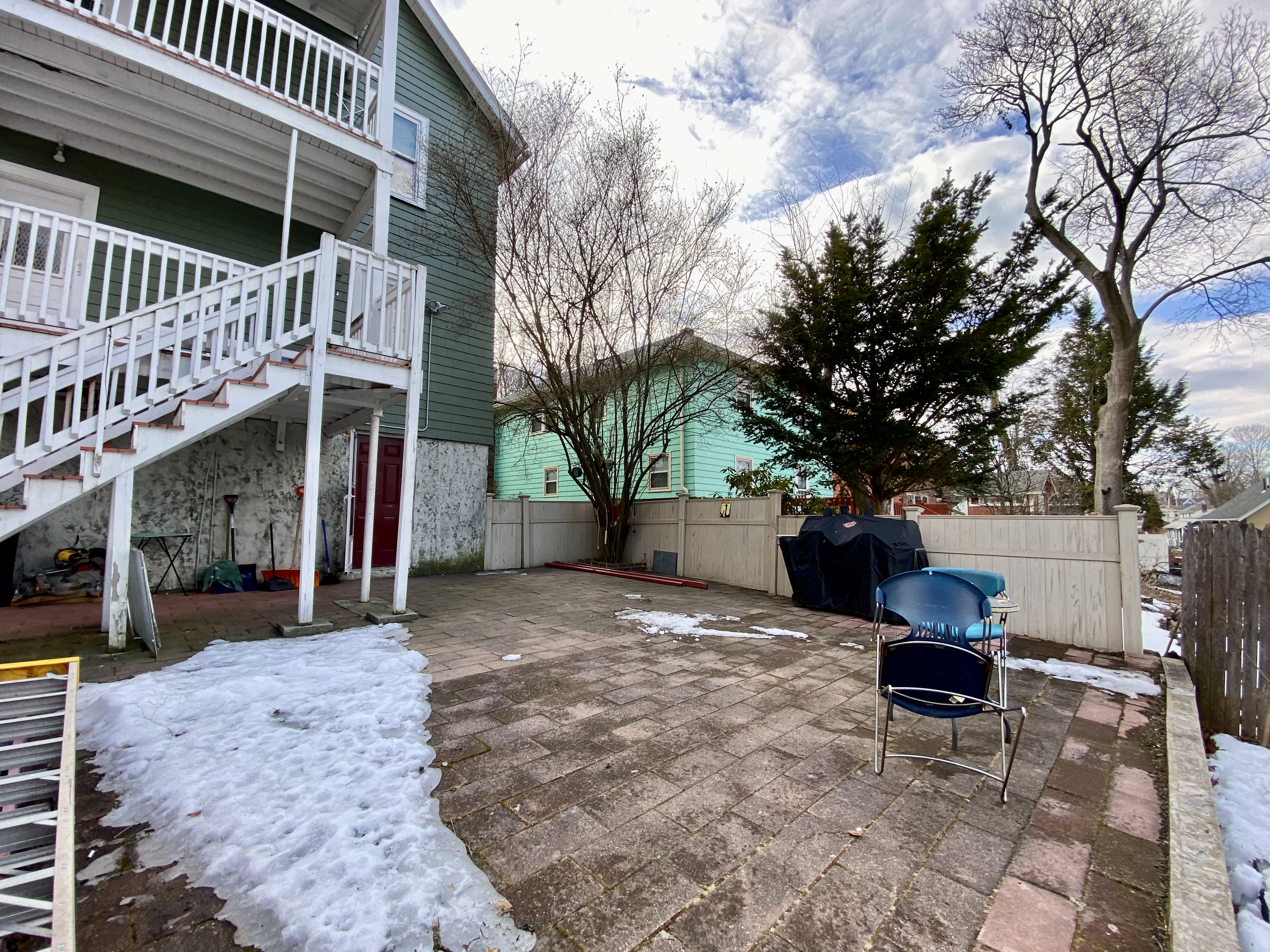 98 Whitford St, Roslindale