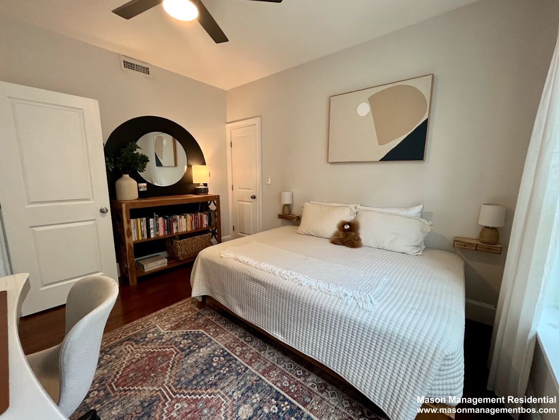 84 Chester Ave, Chelsea